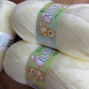 Lot 5 sks Acrylic Yarn; 100g each;